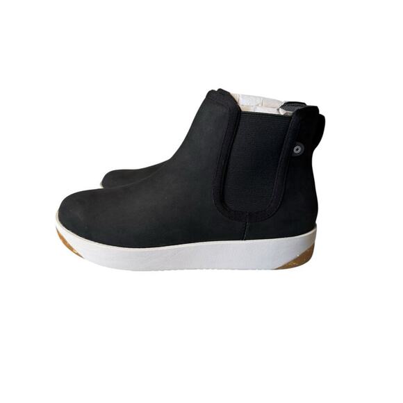 Bogs NEW Women's Kicker Chelsea Black Leather Waterproof Boots Size US 7 - Picture 4 of 6